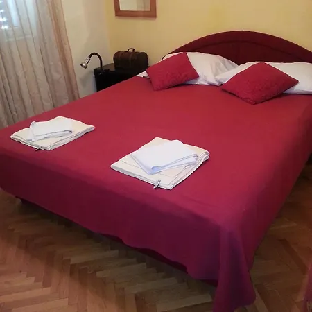 杜布罗夫尼克诺蒂洛公寓 招待所 3*